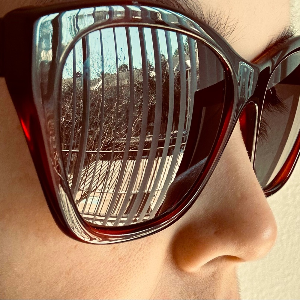 Salvatore Ferregamo womens sunglasses - Picture 2 of 7
